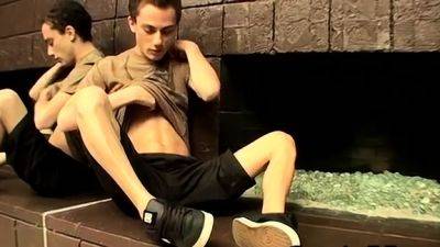 Free gay twink teen boy tube sites Hung Twinks Tasty Foot - drtuber.com